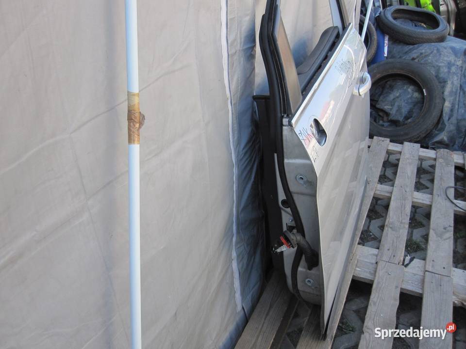 FORD KUGA MK1 I 10r drzwi lewe przód