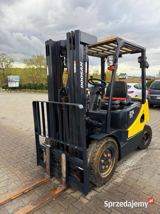 wózek widłowy DOOSAN D25S5 TRIPLEX 470m 2370mtg Wózki widłowe Działoszyn sprzedam