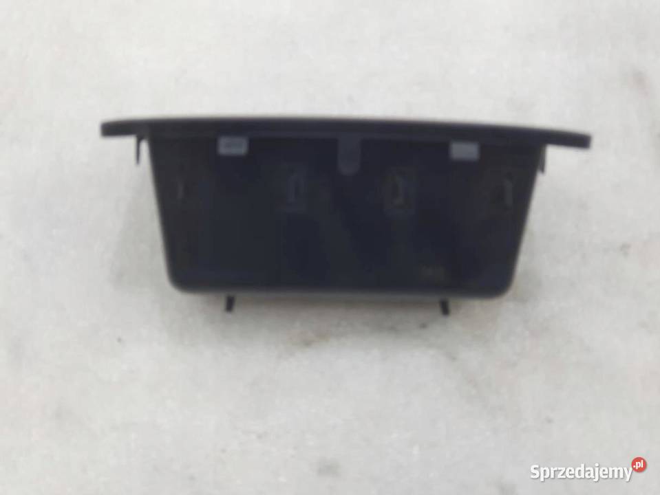 SCHOWEK TUNELU TYŁ BMW F20 16