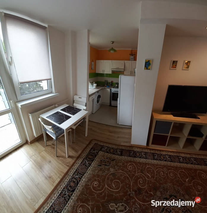 Wynajmę dwa pokoje warszawa Chodecka 14