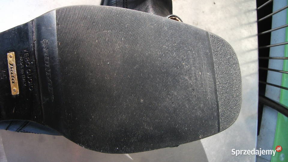 botki męskie czarne Bata 45 Skubianka