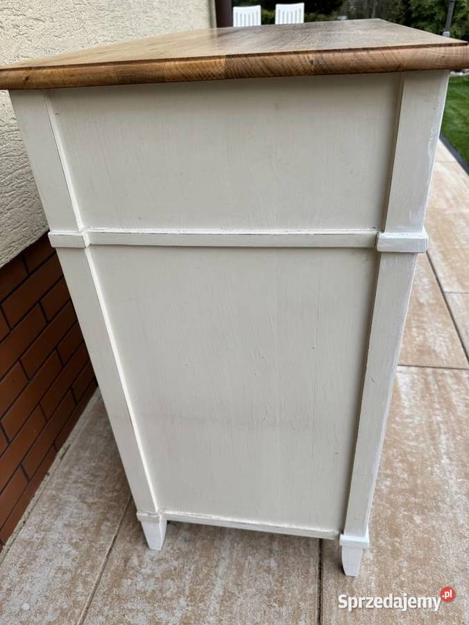 Komoda z szufladami biała szafka Sulbiny