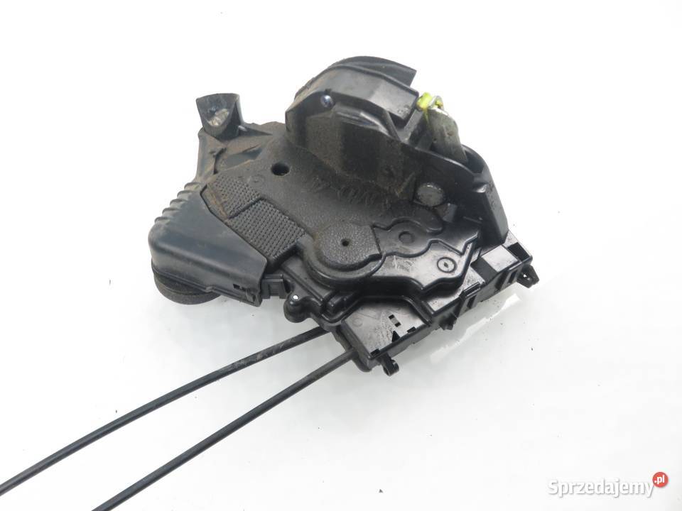 ZAMEK LEWY PRZEDNI TOYOTA YARIS II