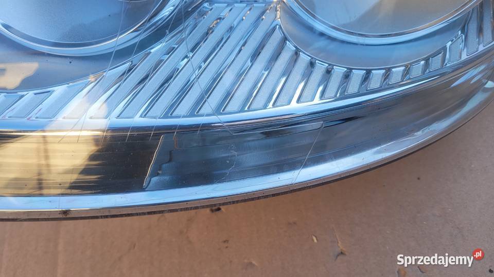 VW GOLF V 5 LEWY REFLEKTOR LAMPA LEWA PRZOD 747 Ruda Śląska