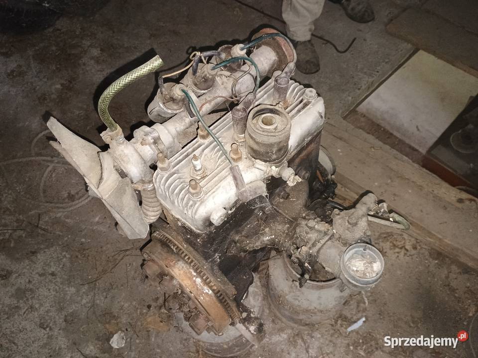 Silnik FSO Syrena FSM 105 19721983 podkarpackie Izdebki sprzedam