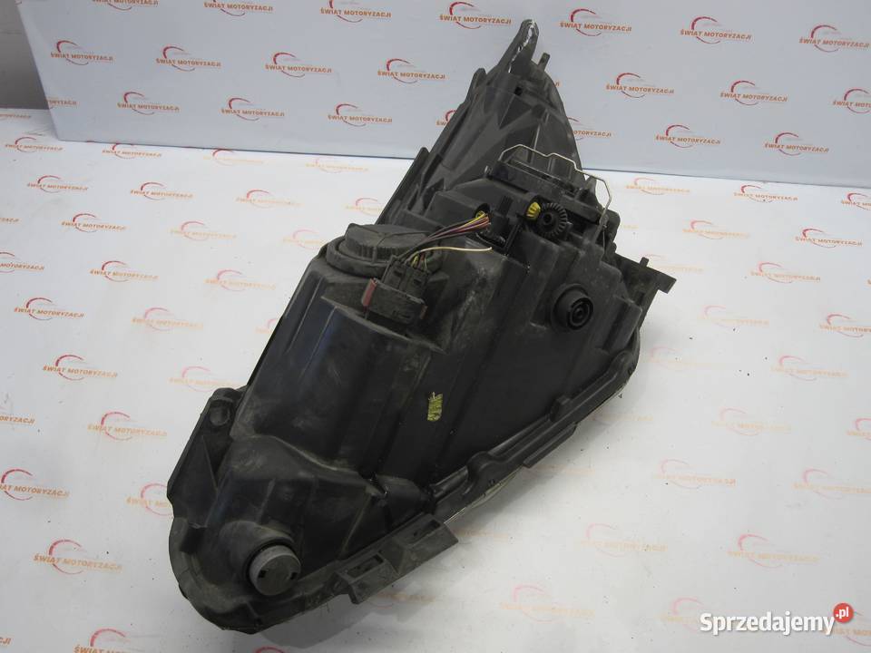 OPEL CORSA D LIFT 13r lampa prawa przód ANGLIK Kielce sprzedam