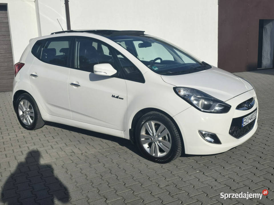 Hyundai ix20 16 BENZ Panorama garażowany łódzkie Kutno