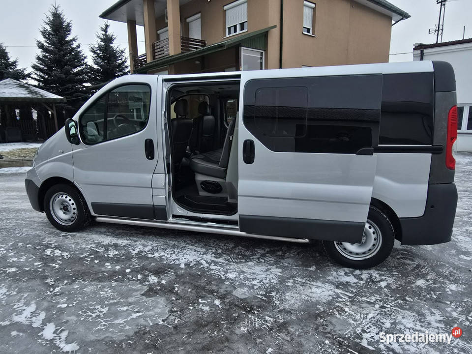 Renault Trafic 20dci 5 czujnik parkowania