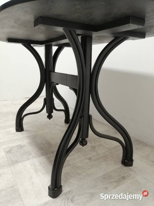stół stolik model Thonet z krzesłami do kuchni Radomsko