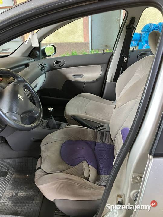 Syndyk sprzeda Peugeot 206XT 14 2004 benzyna manualna 206 dolnośląskie Wałbrzych