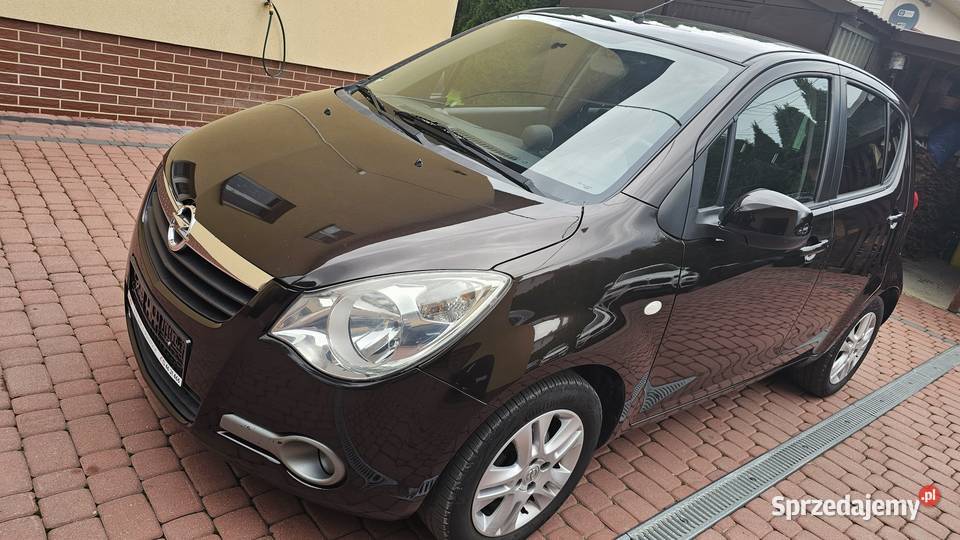 Opel Agila B 13 94 2013r Klima z Niemiec Rok produkcji 2013 Agila Zarszyn