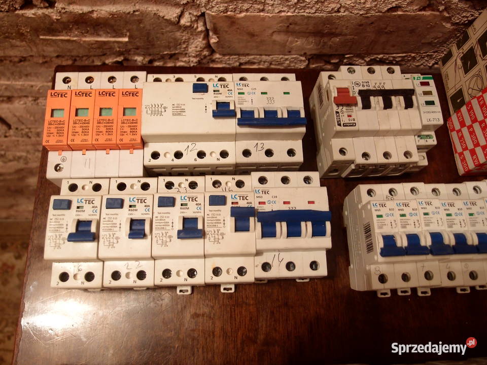Zabezpieczenia różnicówka wył nadprądow Pozostałe Łódź