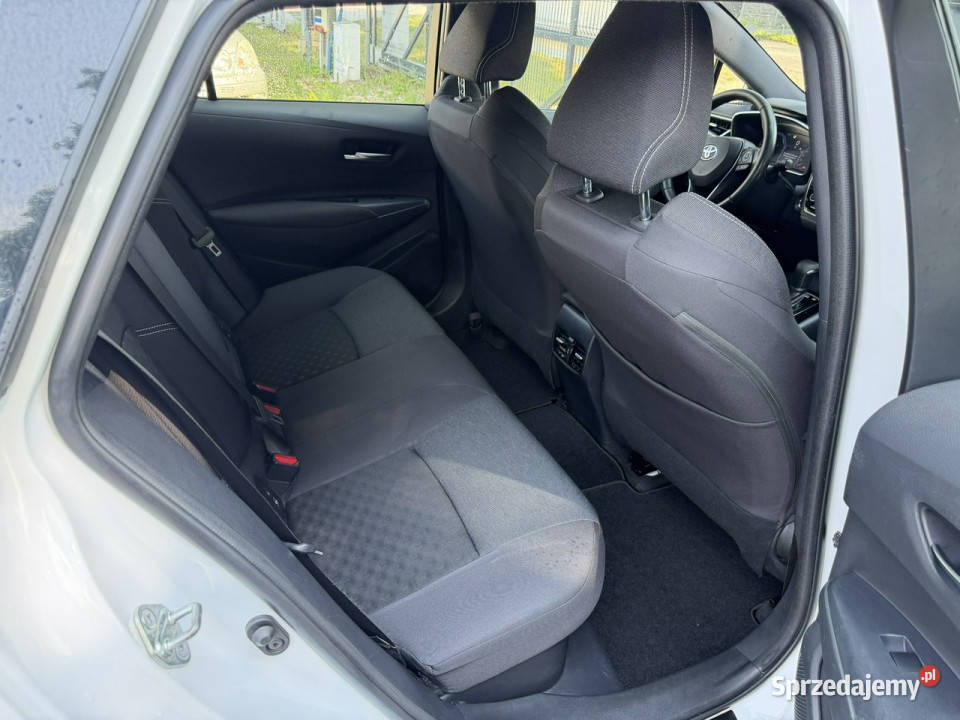 Toyota Corolla 18 HSD 140 Lifting Bezwypadkowy Rok produkcji 2023