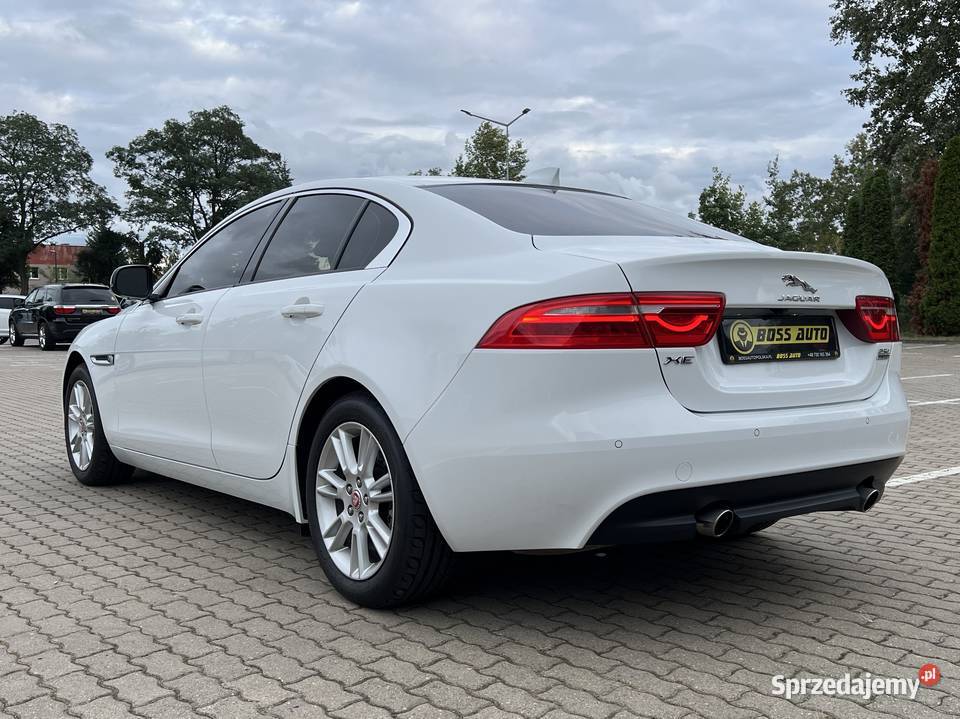 Jaguar XE 2017 benzyna Warszawa