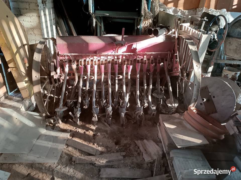 Rozsiewacz pługi opryskiwacz brony kultywator Konopnica