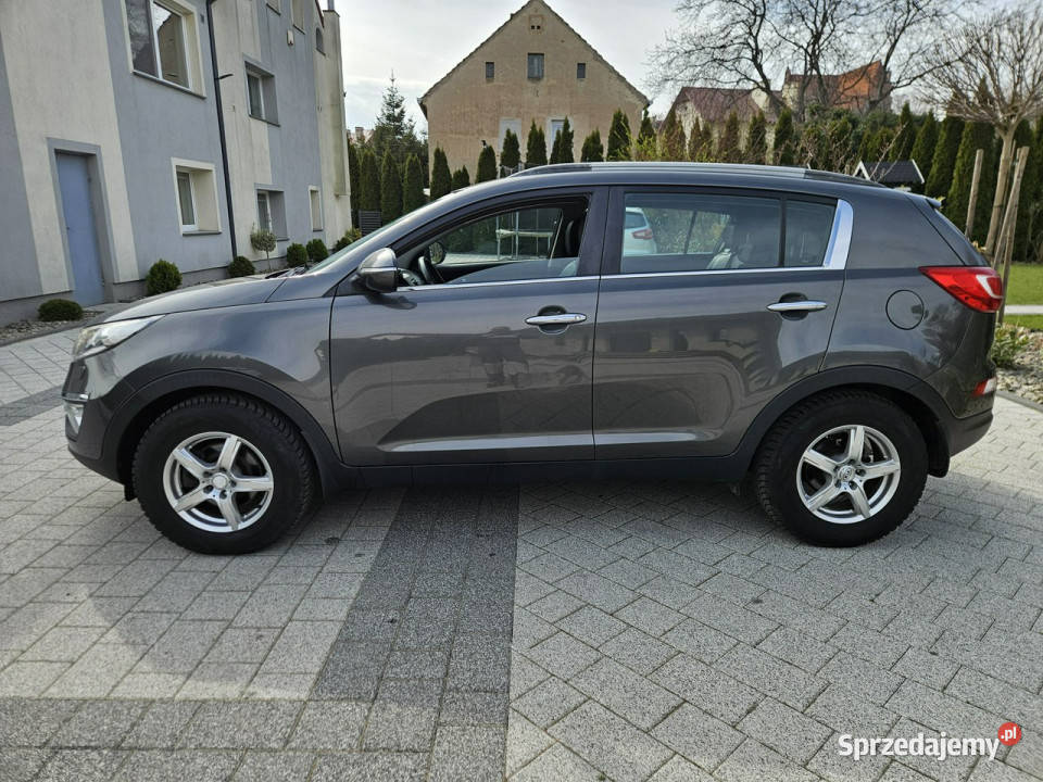 Kia Sportage 20 163 automat klima parktronik III immobilizer Strzegom sprzedam