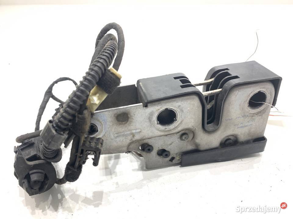 ZAMEK MASKI PRZÓD VW CC B7 SportowyCoupe podkarpackie