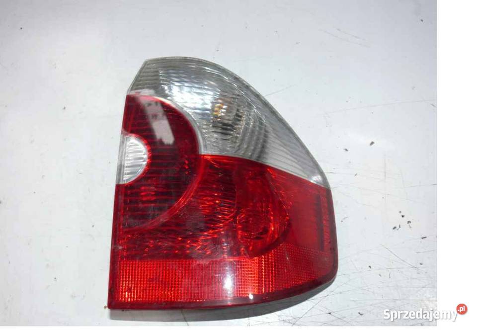 BMW X3 E83 LAMPA PRAWY TYŁ PRAWA TYLNA Wielkie Drogi