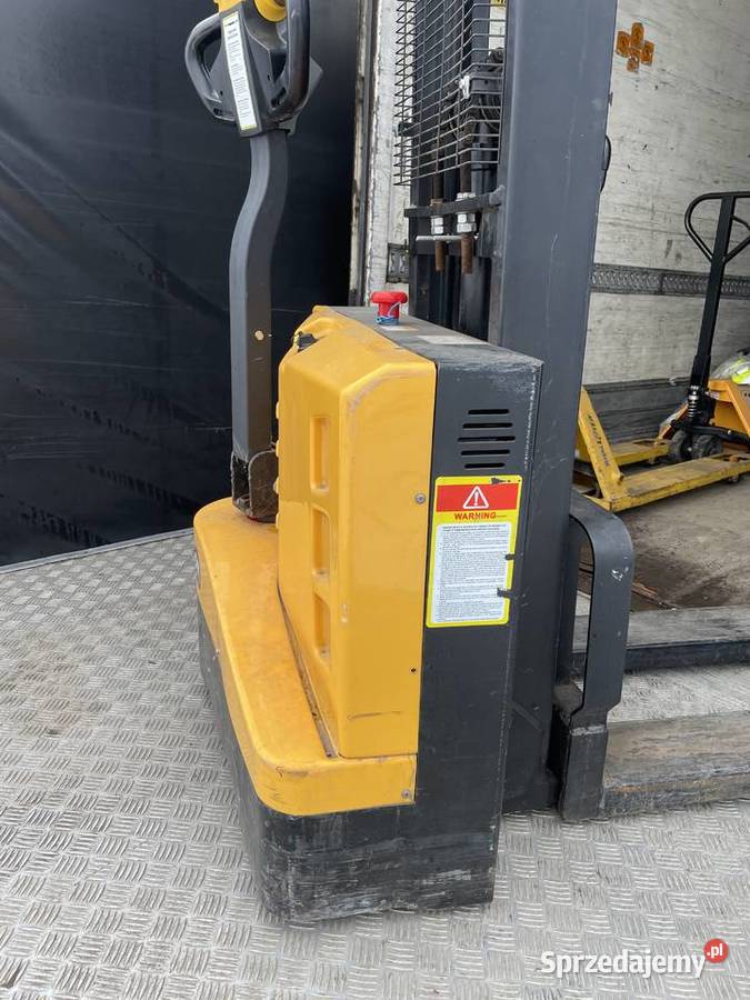 Wózek Widłowy Elektryczny Paleciak Magazynowanie