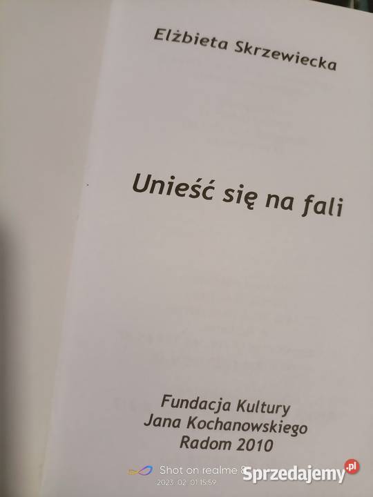 Unieść się na fali wiersze wyjątkowe wydanie literatura piękna - proza polska Warszawa