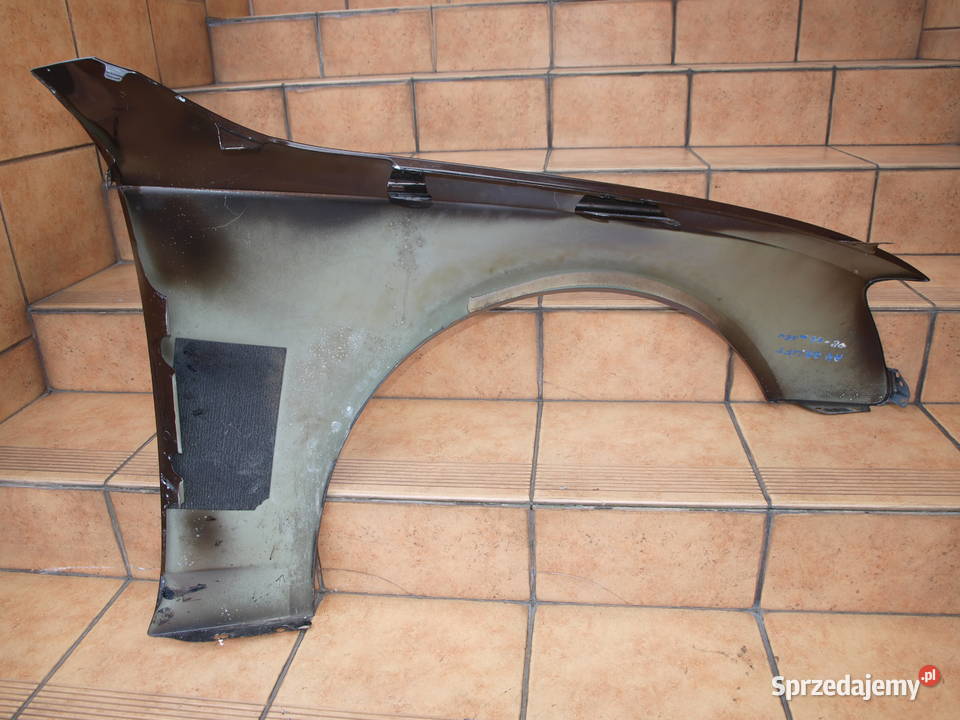 Audi A4 B8 błotnik lewy przód 2012 2015r Motoryzacja Kalisz