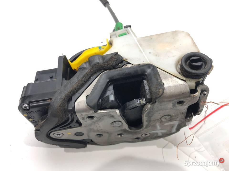 ZAMEK DRZWI LEWY TYŁ OPEL ASTRA J Kombi 1015