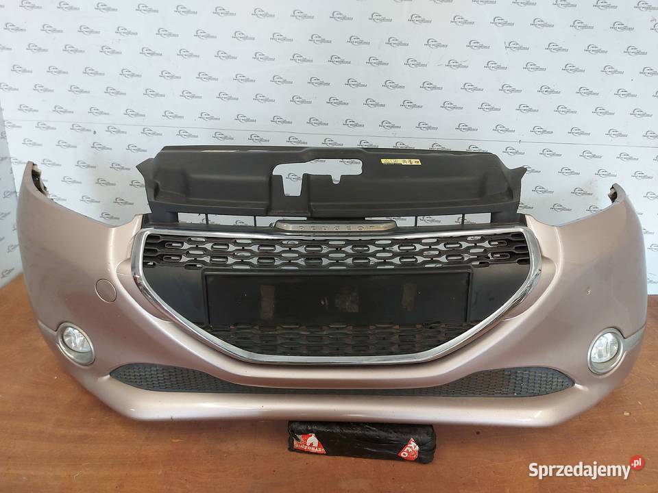 PEUGEOT 208 I 14r zderzak przód Zderzaki