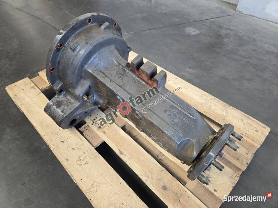 Zwolnica tylna lewa Renault Ares 546 540 550 Tylny most Byków