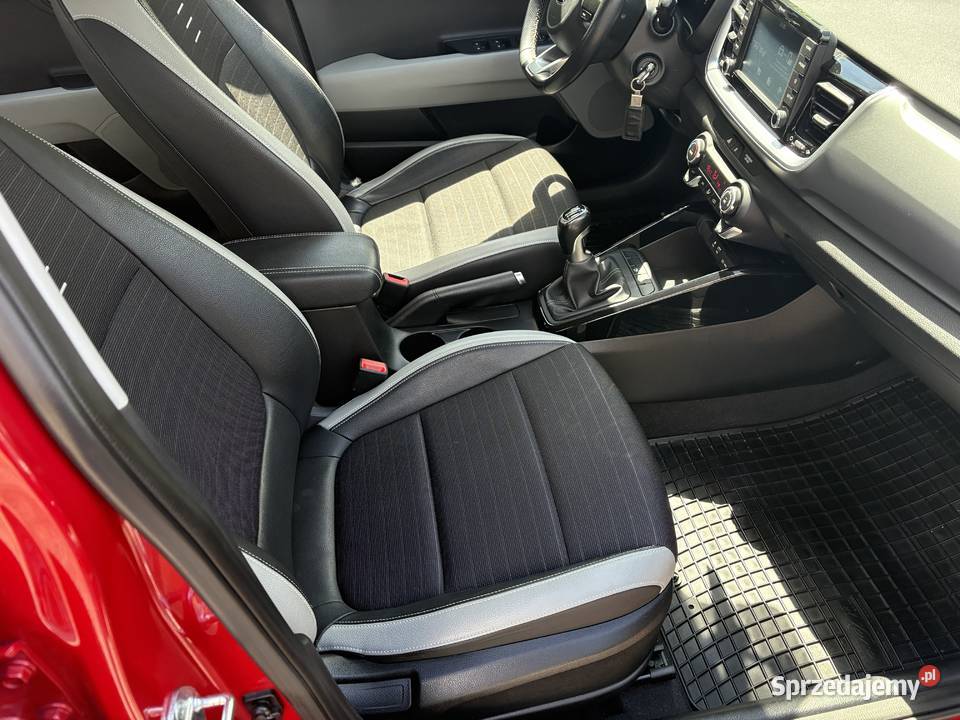 Salon Bezwyp Skóra Nawigacja kamera cofania centralny zamek Stonic małopolskie