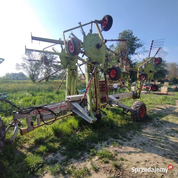 Zgrabiarka 4 karuzelowa Claas Liner 30003100 sprzedam