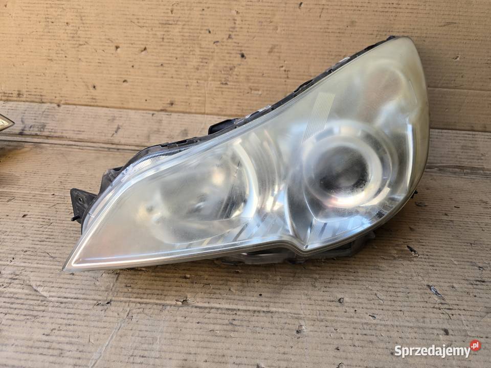 Subaru Outback IV BR lampa reflektor przód xenon osobowe Legnica