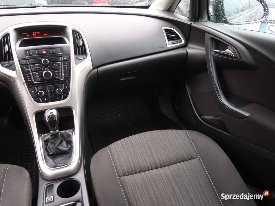 Opel Astra 14 16V Hatchback Katowice