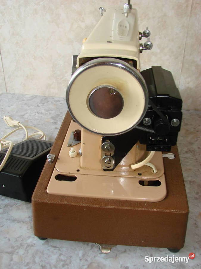 Łucznik 432 maszyna do szycia PRL Pruszcz Gdański