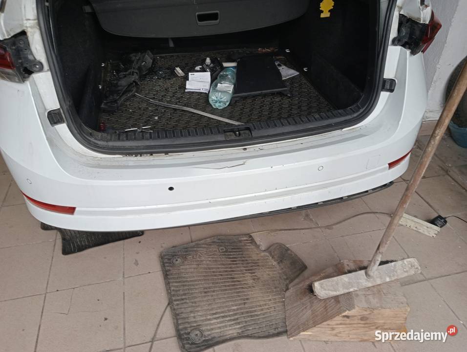 ZDERZAK TYŁ TYLNY SKODA OCTAVIA 4 IV belka KOMBI Godów