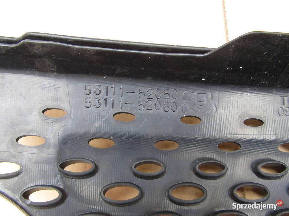 ATRAPAGRILL TOYOTA YARIS VERSO 5311152050 osobowe Mysłaków