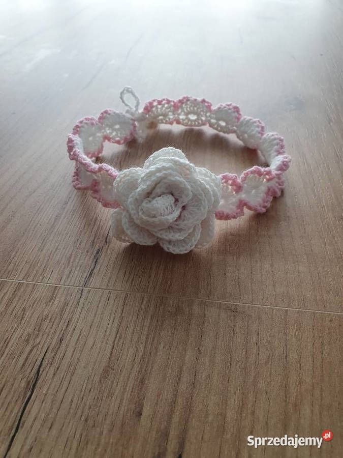 Buciki z opaska i korona do chrztu Odzież Jastków sprzedam