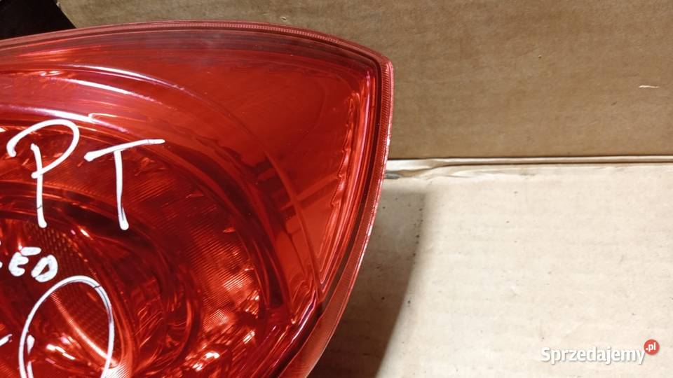 ALFA ROMEO GIULIETTA HB LAMPA TYŁ PRAWA LED wielkopolskie Zbierkowo