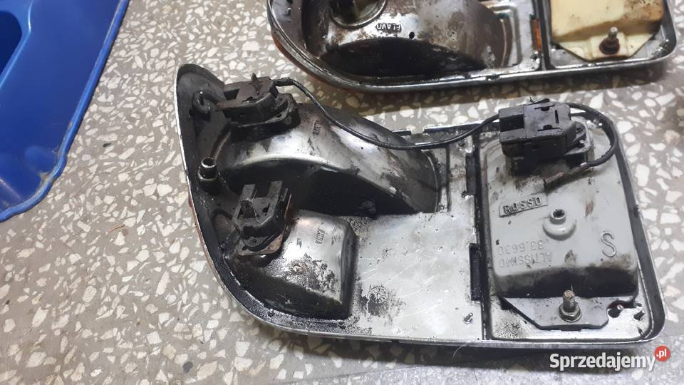 Zastava 1100 lampy tylne lewa prawa Gliwice