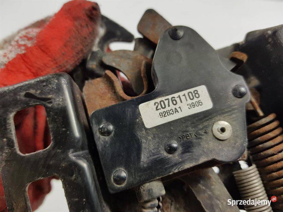 ZAMEK 20761108 CADILLAC ESCALADE ESV