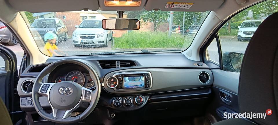 Toyota Yaris kamera cofania ładna Hatchback Tychy