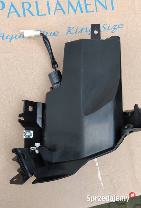 YAMAHA X 18 SCHOWEK WYPEŁNIENIE LEWY Siemianowice Śląskie