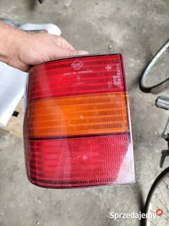 Volkswagen PASSAT B4 LAMPA TYŁ TYLNA LEWA Lewe Kamień-Kolonia sprzedam