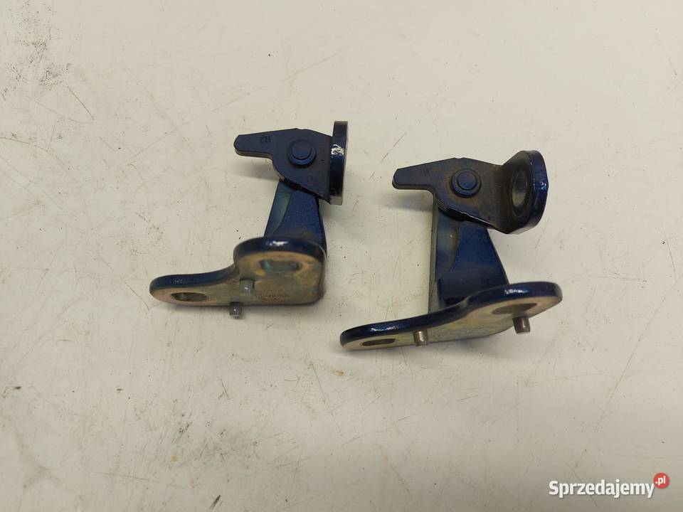 TESLA MODEL Y 2024r ZAWIAS DRZWI LEWY TYŁ GÓR