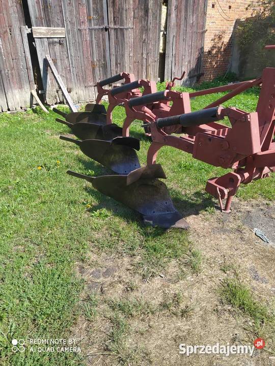 Sprzedam plug 4 skibowy Maszyny uprawowe