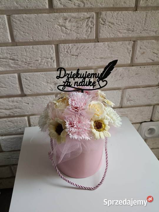 Flowerbox Podziękowanie Kwiaty mydalne Prezent Ratyń