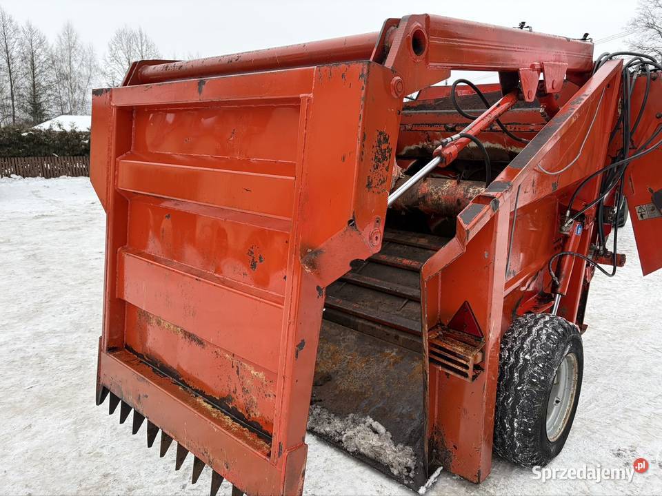 Ścielarka do słomy Kuhn 4050 rozdrabniacz mazowieckie Myszyniec