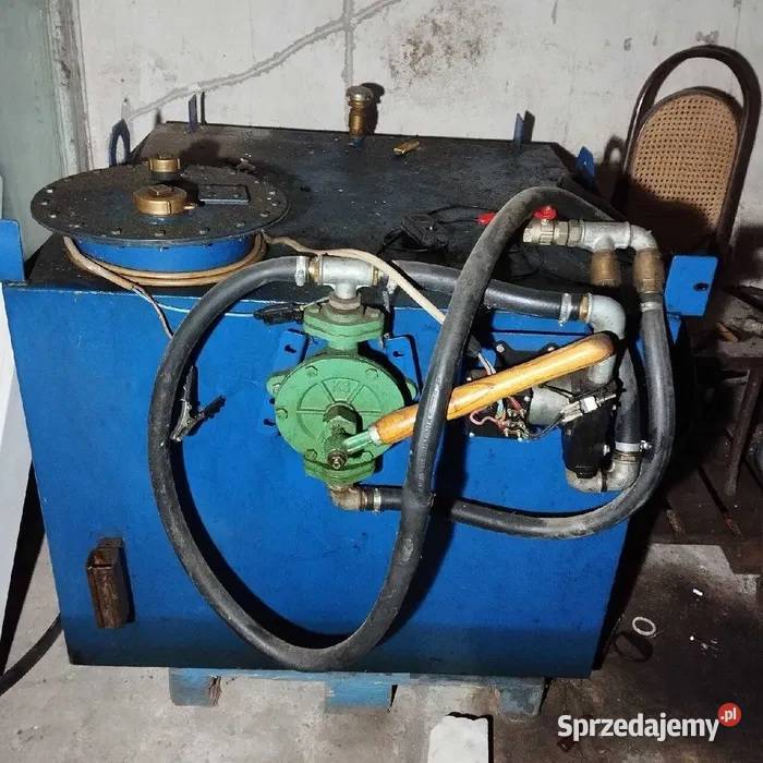 Zbiornik na paliwo metalowy 115x140x94 Giżyn