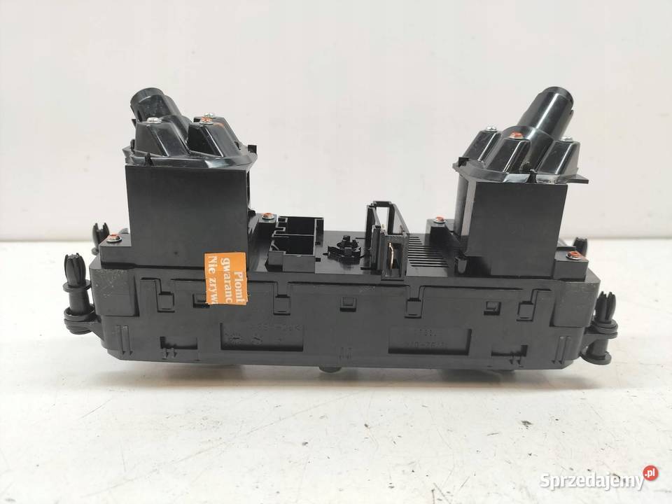 PANEL NAWIEWU 2G1820045G 2G VW Volkswagen Polo osobowe