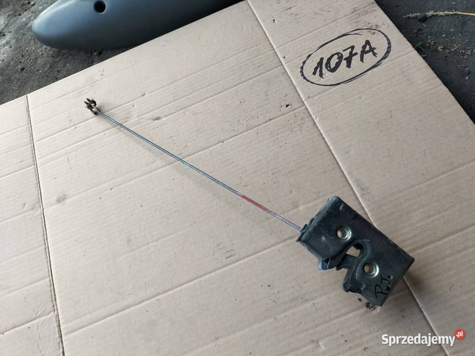 GOLF II 2 JETTA 2 193839015A ZAMEK DRZWI PRAWY Kamień-Kolonia