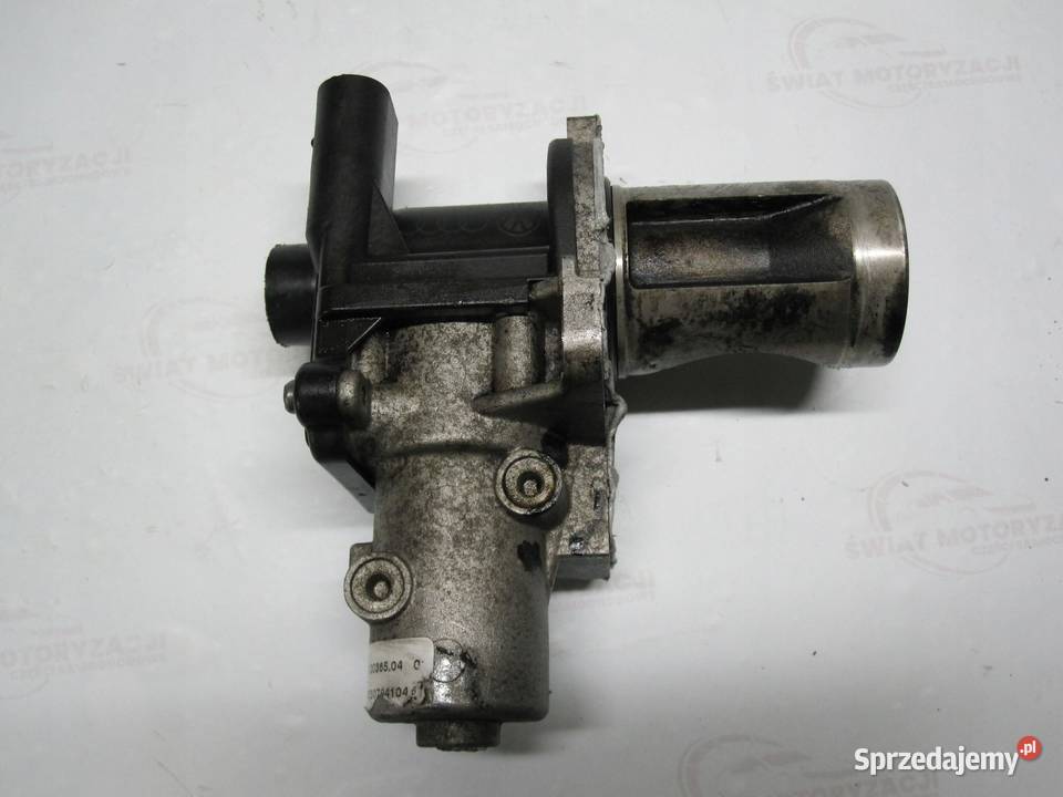 AUDI A4 20 TDI 140 10R 700365040 038131501BF osobowe